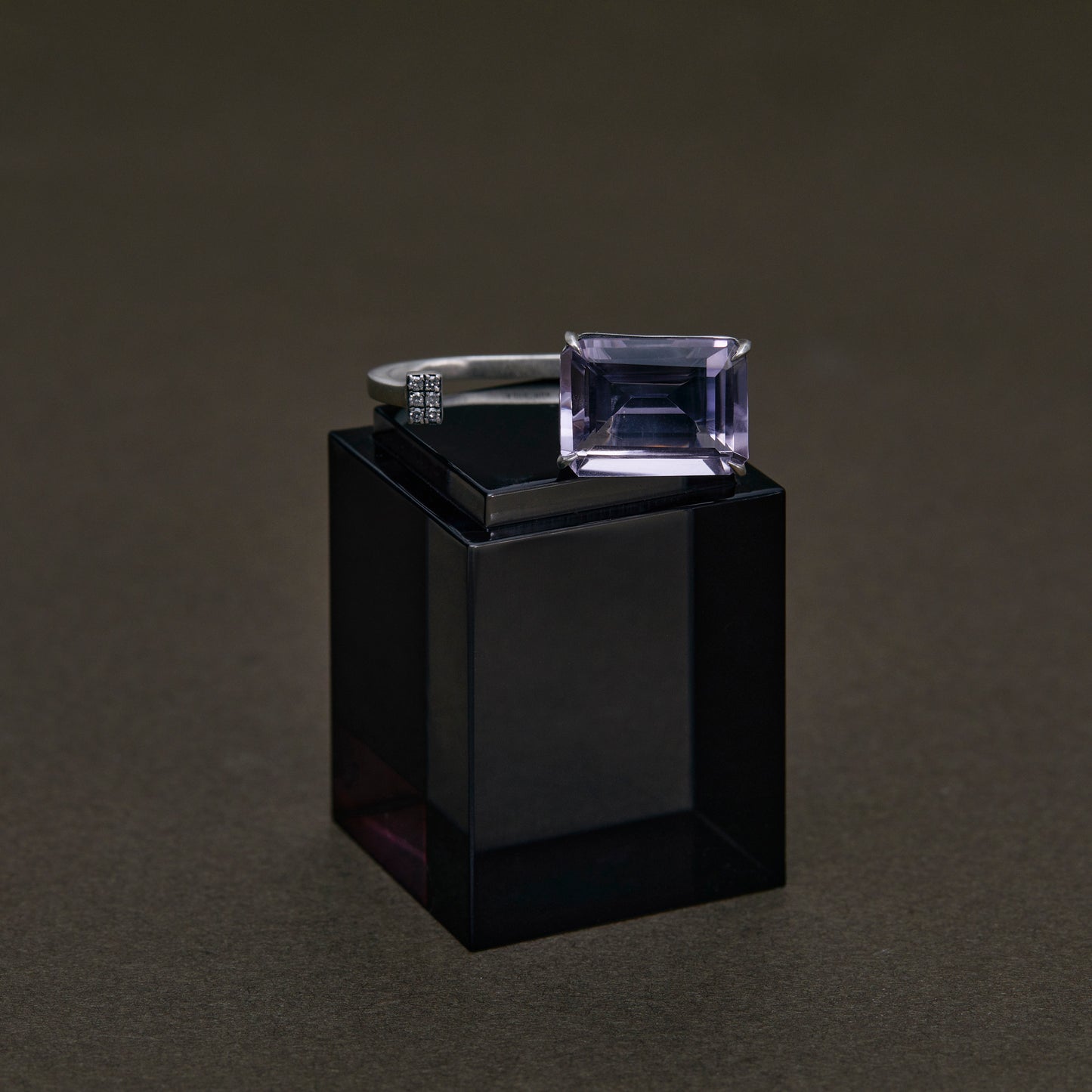 1470 Amethyst | One of a Kind Mare Ring