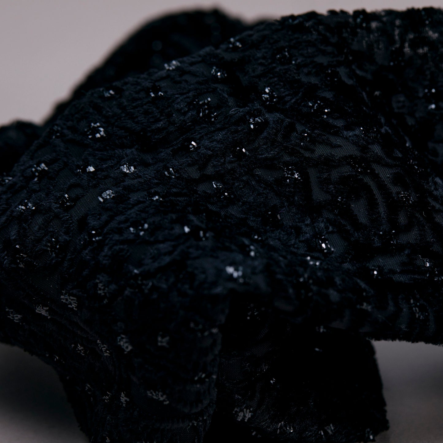 1521 Chocho Velvet Headband | Black