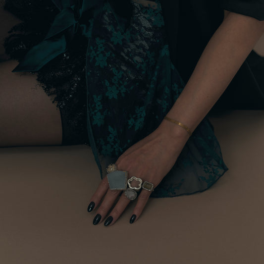 2214 Kutani porcelain 錦山窯 | One of a kind Canan Ring