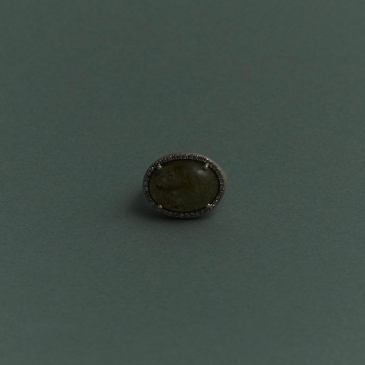 556 Labradorite | One of a Kind Canan Ring