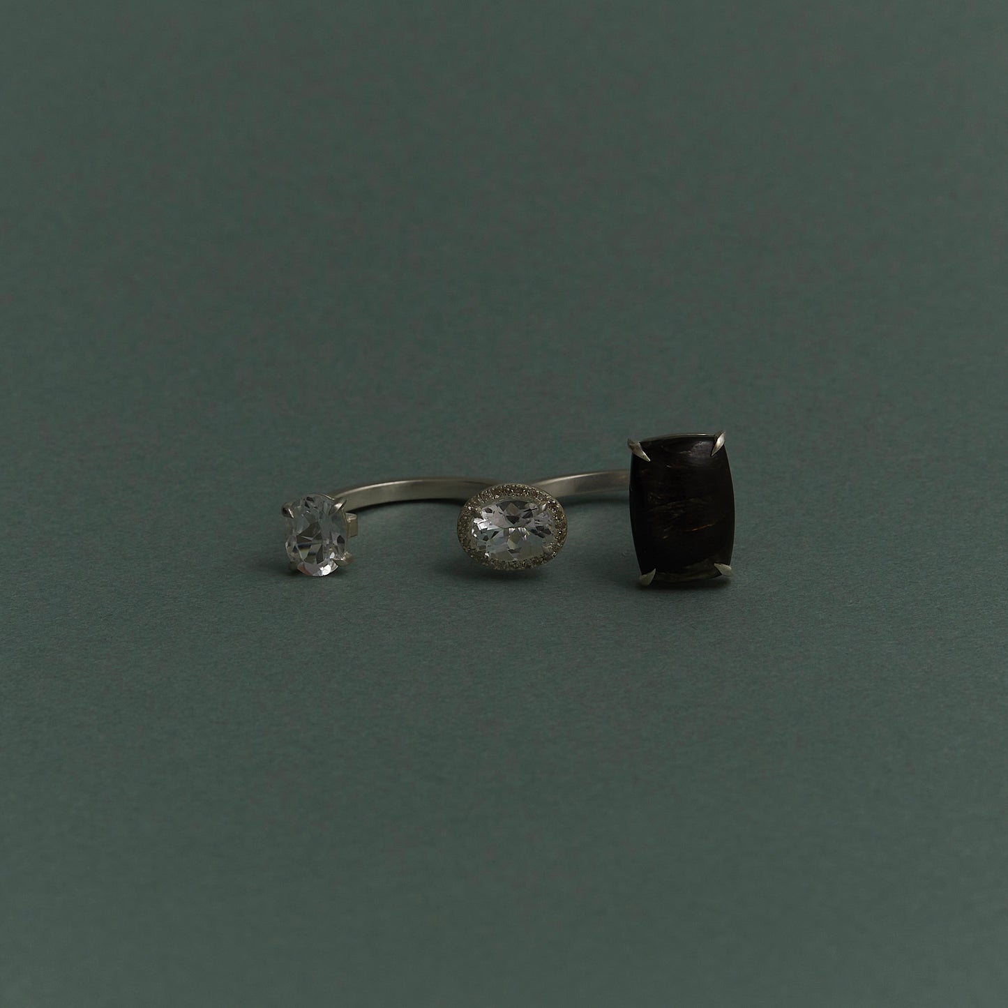 593 Seraphinite & White Topaz | Maria Ring