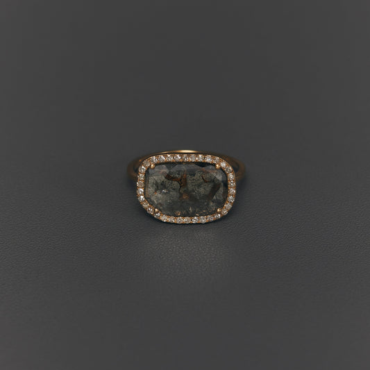 1842 Slice Diamond | K18YG One of a Elia Ring