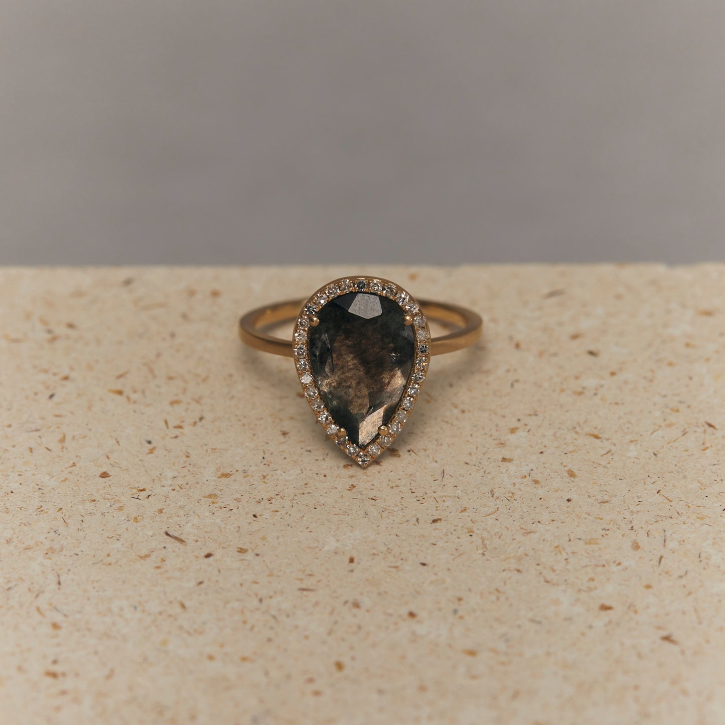 1790 Moss Aquamarine | K18YG One of a Elia Ring
