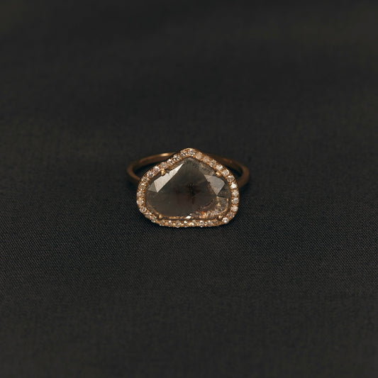 1841 Slice Diamond | K18YG One of a Elia Ring