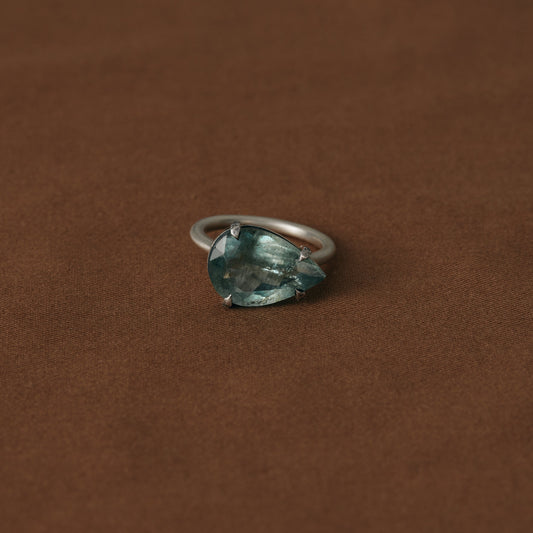 2525 Moss Aquamarine | One of a Kind Cea Ring