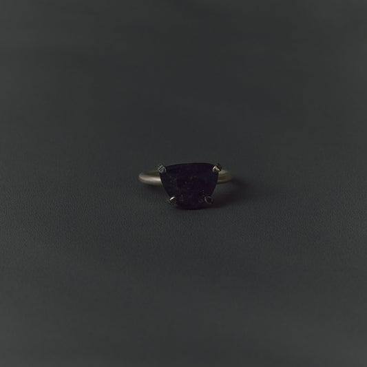 2956 Blood Iolite | One of Kind Cea Ring