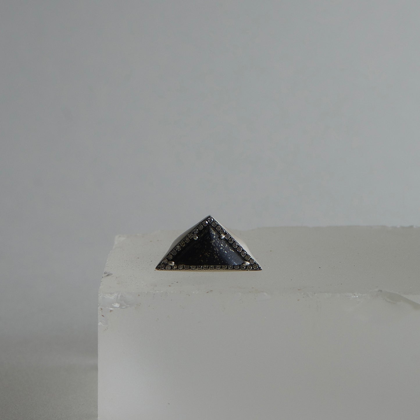 388 Magnetite | One of a Kind Canan Pinky Ring