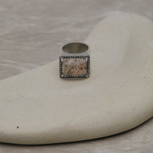 977 Garden Quartz | One of a Kind Minya Pinky Ring