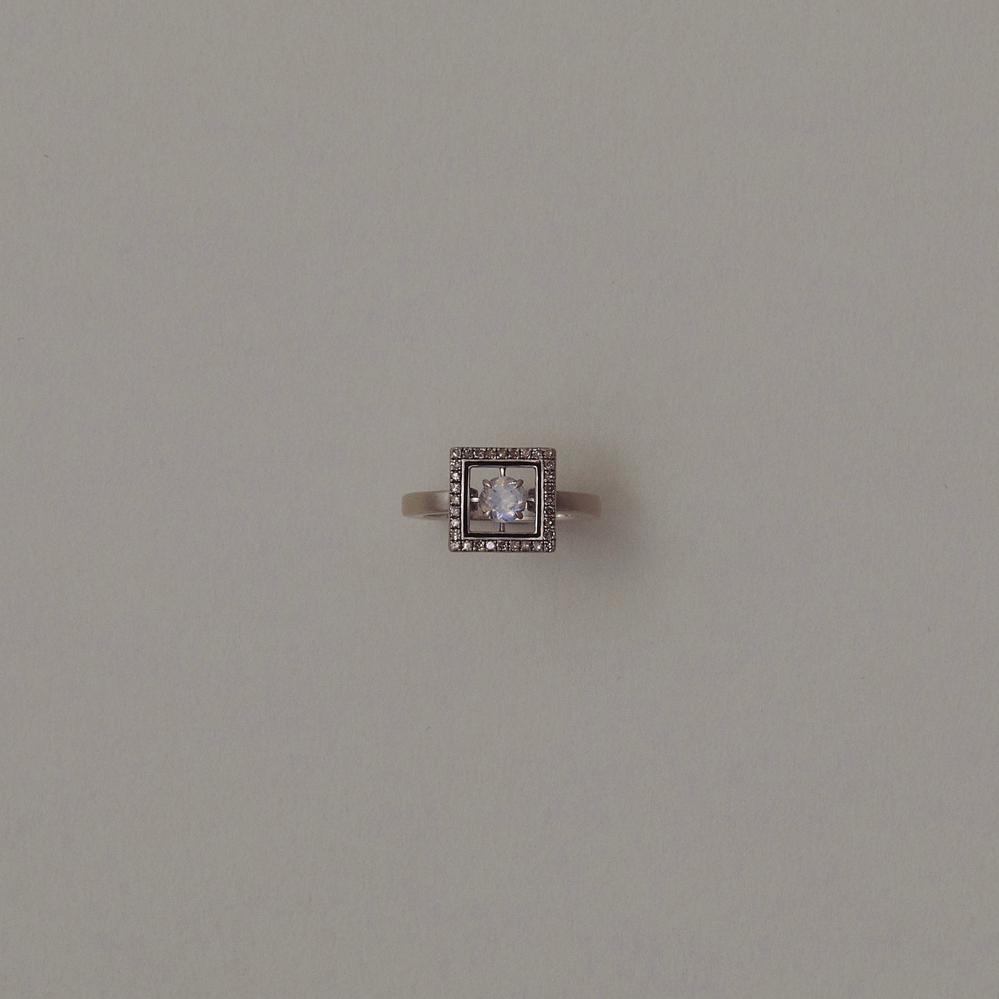 62 Royal Blue Moon | Milda Ring