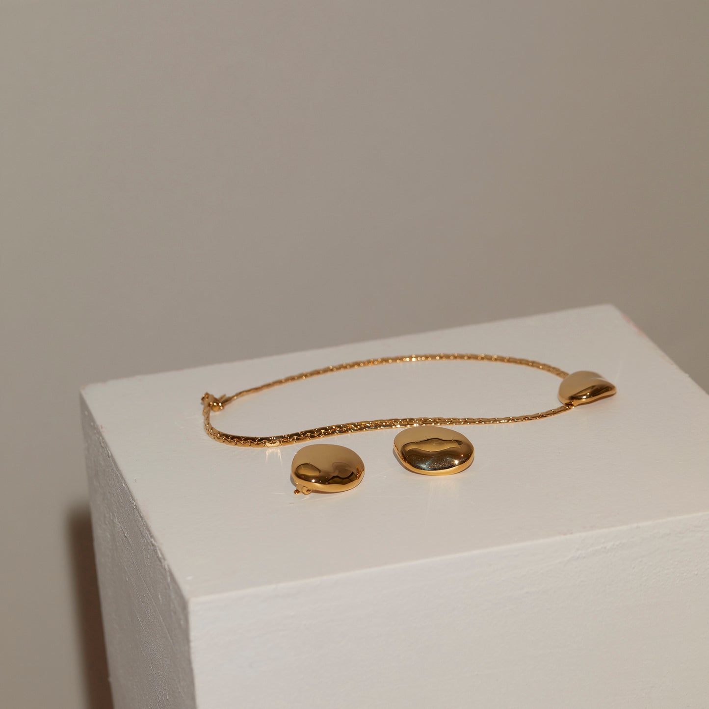 145 ‘70s Vintage Costume Jewelry