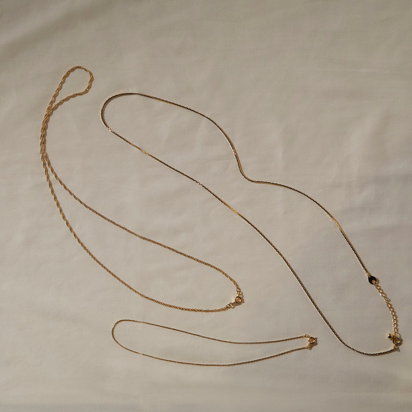 133 Vintage Skinny Cable Chain Necklace