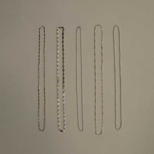 157 ‘70s Vintage Silver Chain Necklace