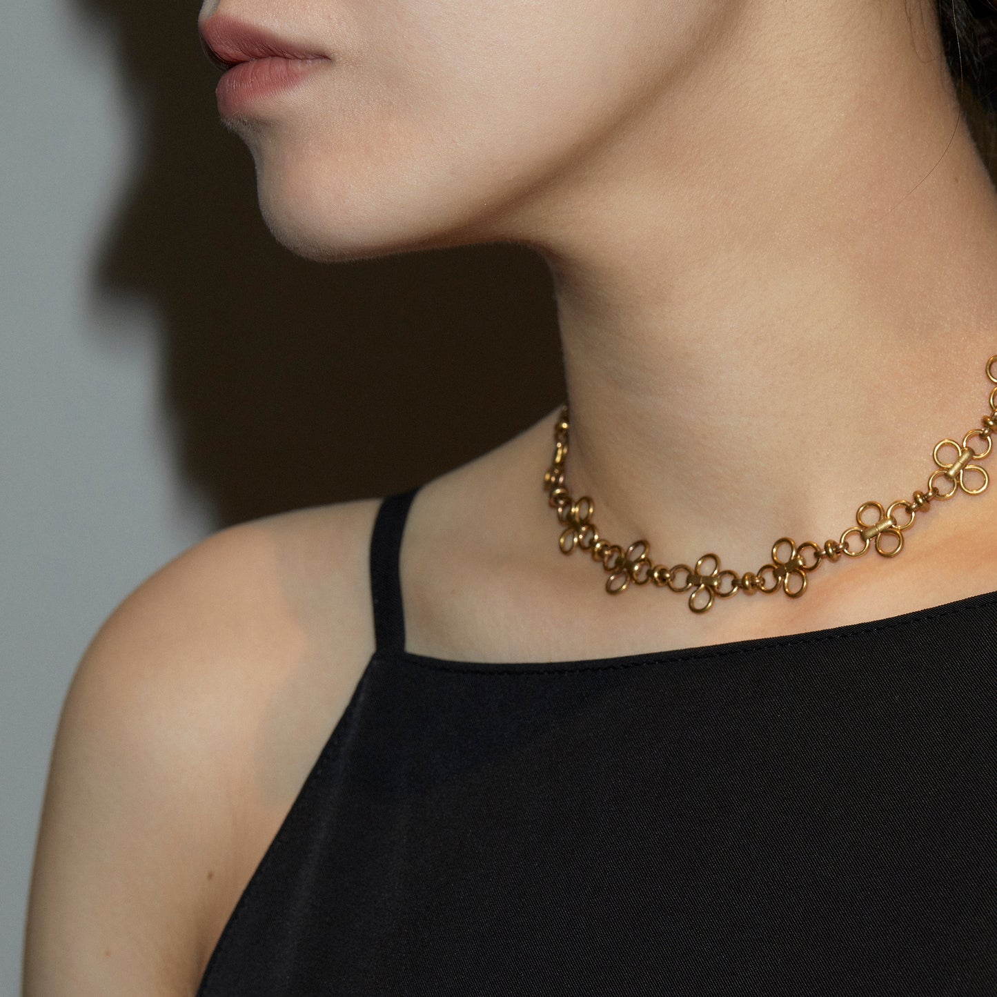 129 Vintage Lucky Clover Chain Choker