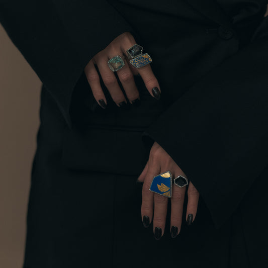 2201 Kutani porcelain 錦山窯 | One of a kind Canan Ring