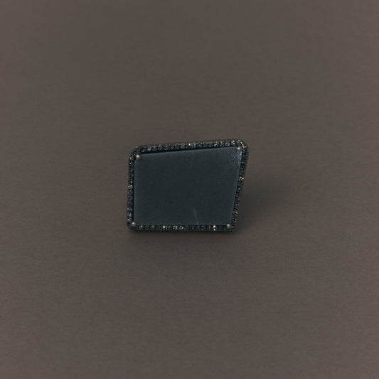 2206 Kutani porcelain 錦山窯 | One of a kind Canan Ring