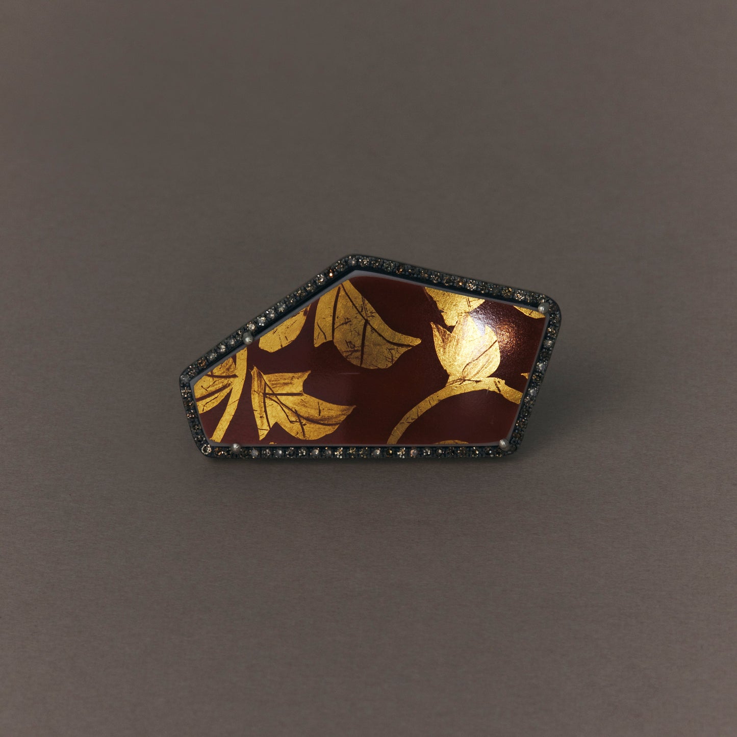 2212 Kutani porcelain 錦山窯 | One of a kind Reni Ring