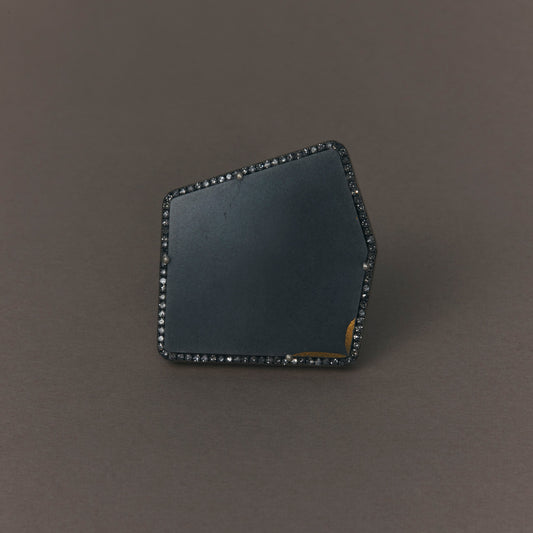 2214 Kutani porcelain 錦山窯 | One of a kind Canan Ring