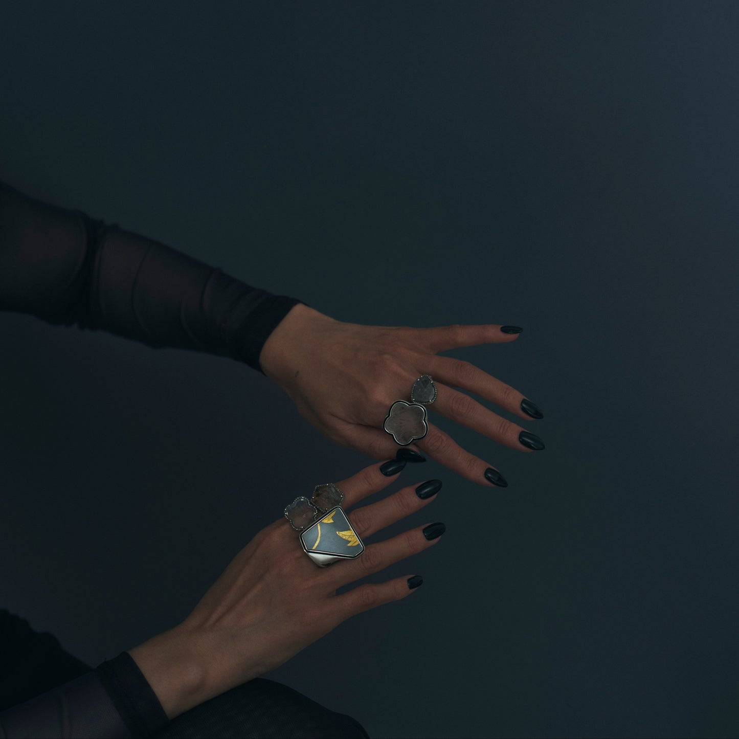 2216 Kutani porcelain 錦山窯 | One of a kind Mibu Black Ring