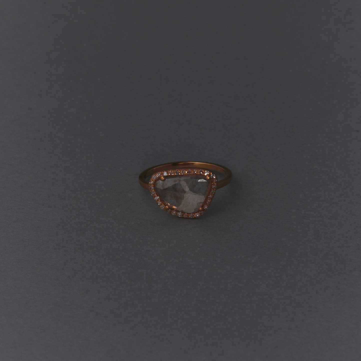 2263 Slice Diamond | K18YG One of a Elia Ring