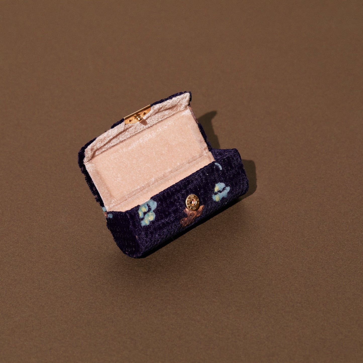 1524 杣長 Velvet Ring Case | Purple Flower