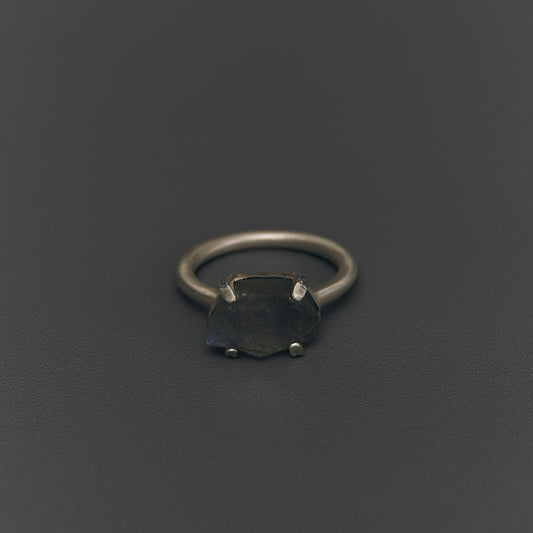 1778 Labradorite | One of a Kind Cea Ring