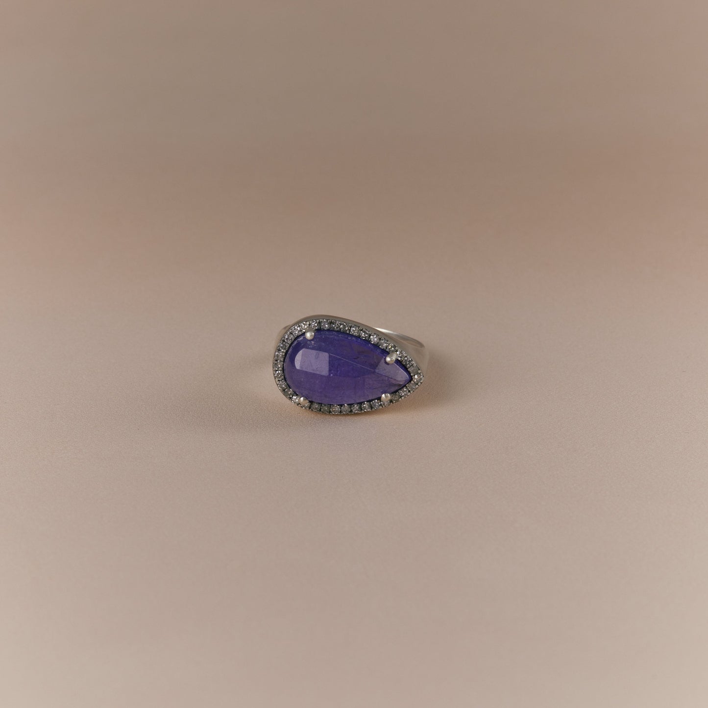 2601 Tanzanite | One of Kind Canan Ring
