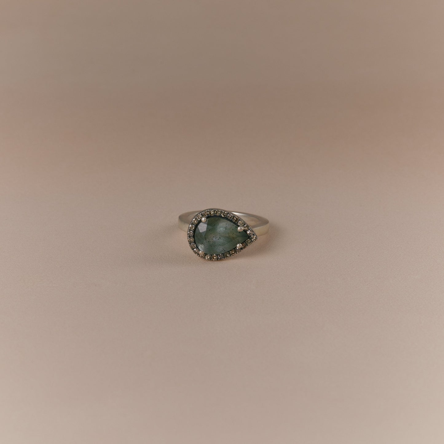 2622 Moss Aquamariine | Reni Ring