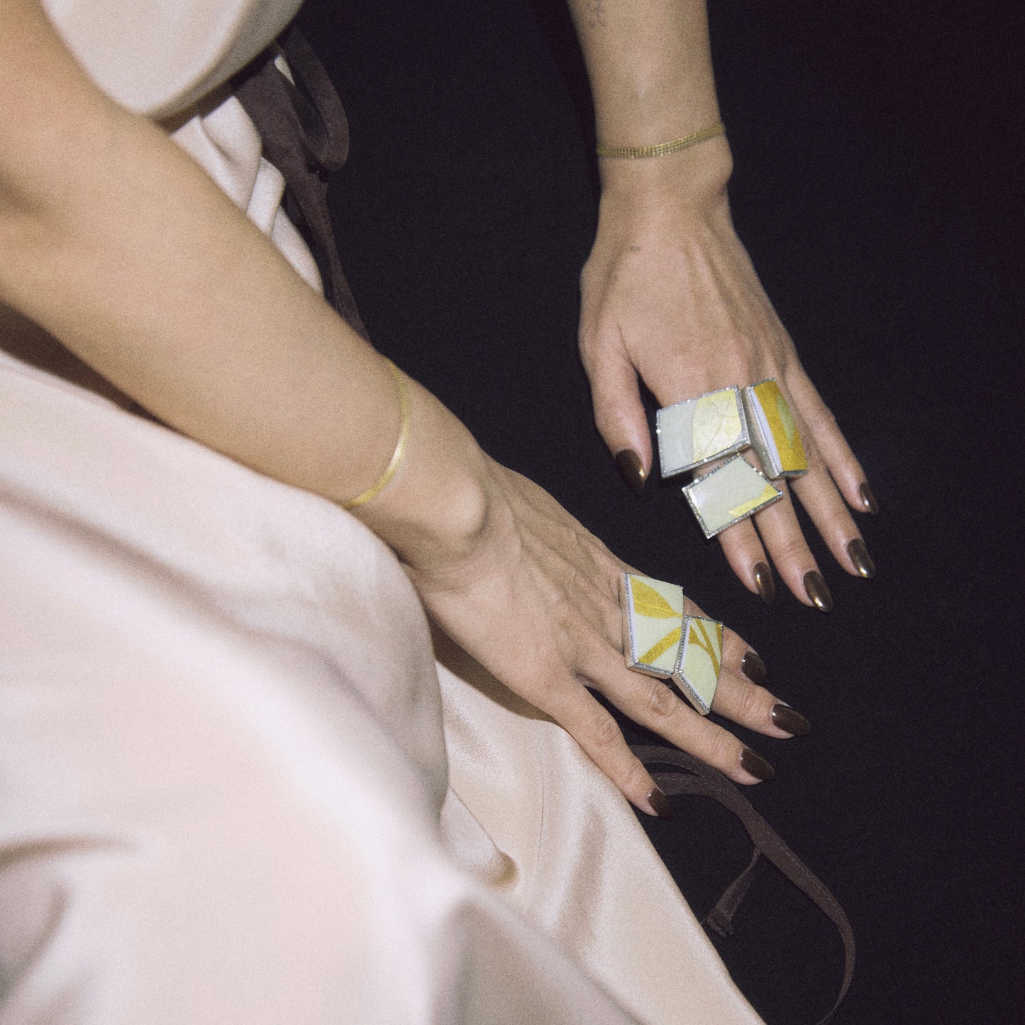 2688 Kutani porcelain 錦山窯 | One of a kind Canan Ring