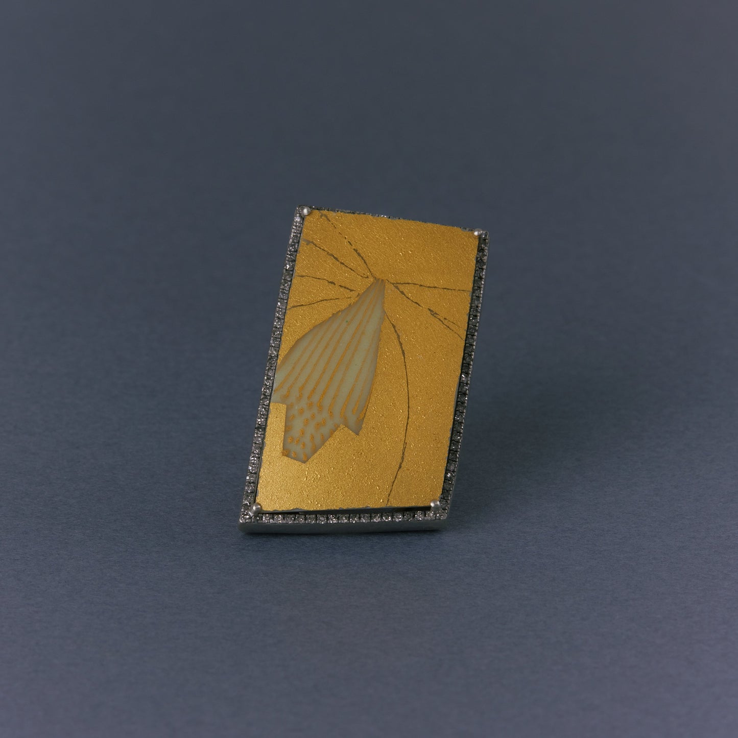 2691 Kutani porcelain 錦山窯 | One of a kind Canan Ring
