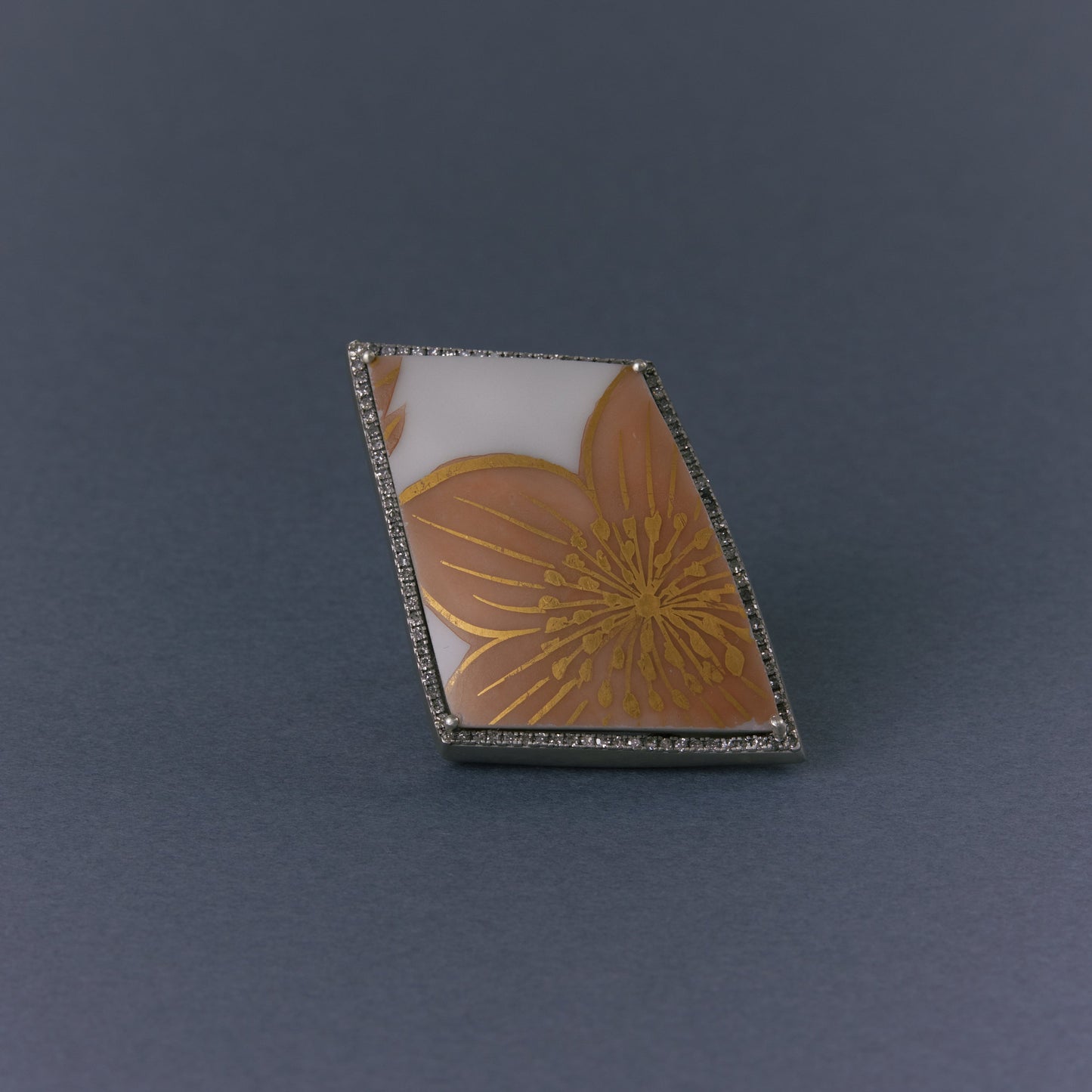 2694 Kutani porcelain 錦山窯 | One of a kind Canan Ring