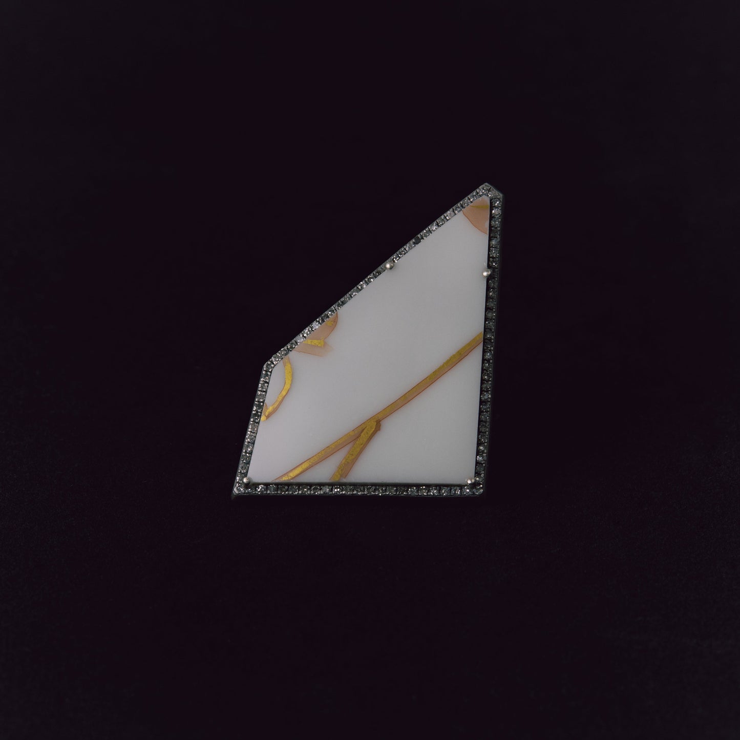 2695 Kutani porcelain 錦山窯 | One of a kind Canan Ring