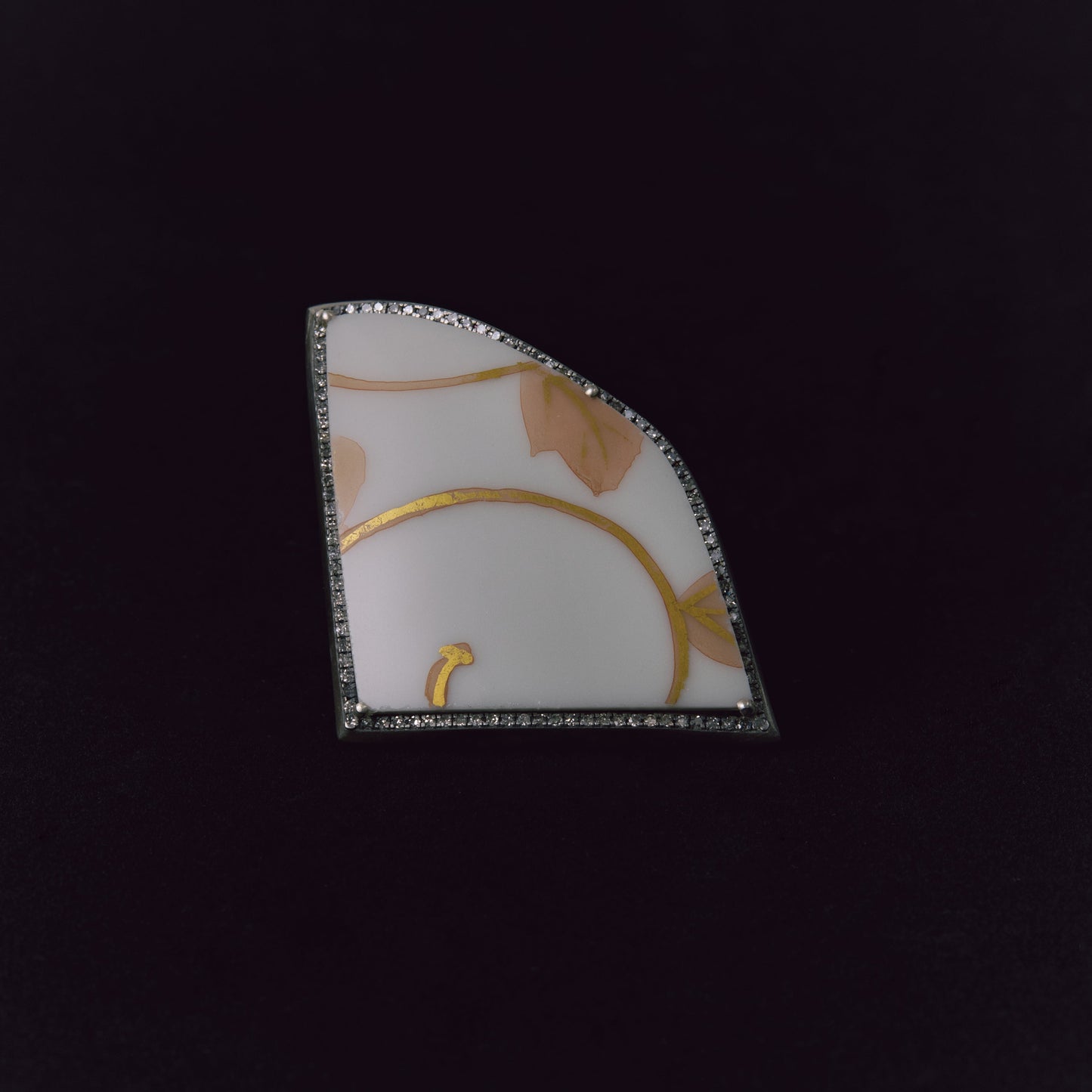 2698 Kutani porcelain 錦山窯 | One of a kind Canan Ring