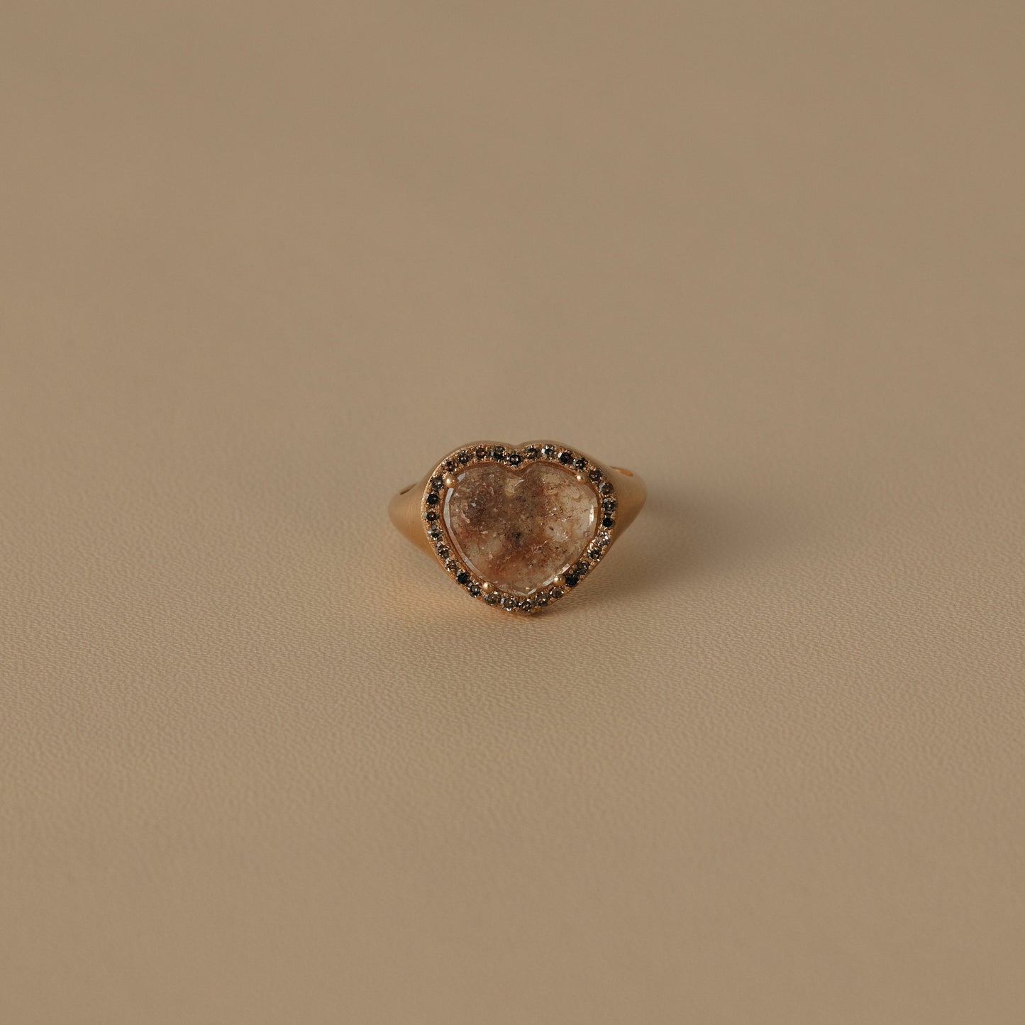 2542 Slice Diamond | K18YG One of a Katia Ring