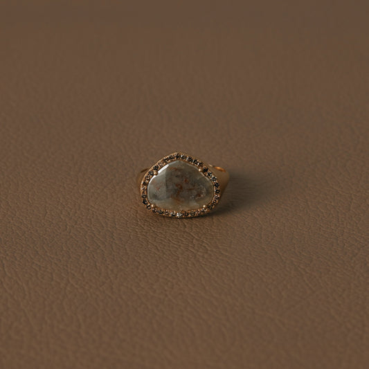 2544 Slice Diamond | K18YG One of a Katia Ring