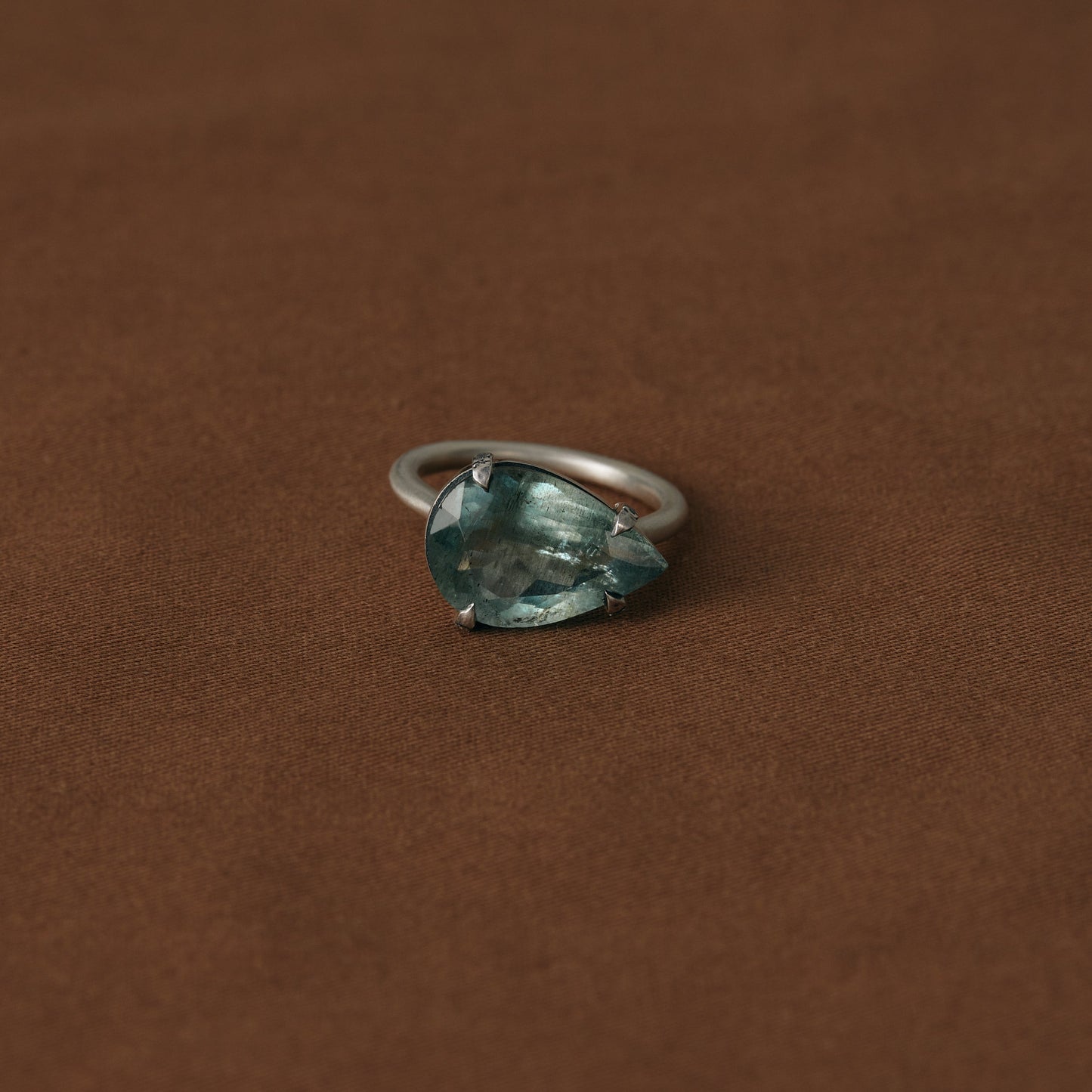 2525 Moss Aquamarine | One of a Kind Cea Ring