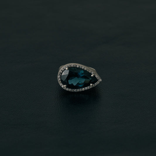 2326 London Blue Topaz | One of Kind Canan Ring