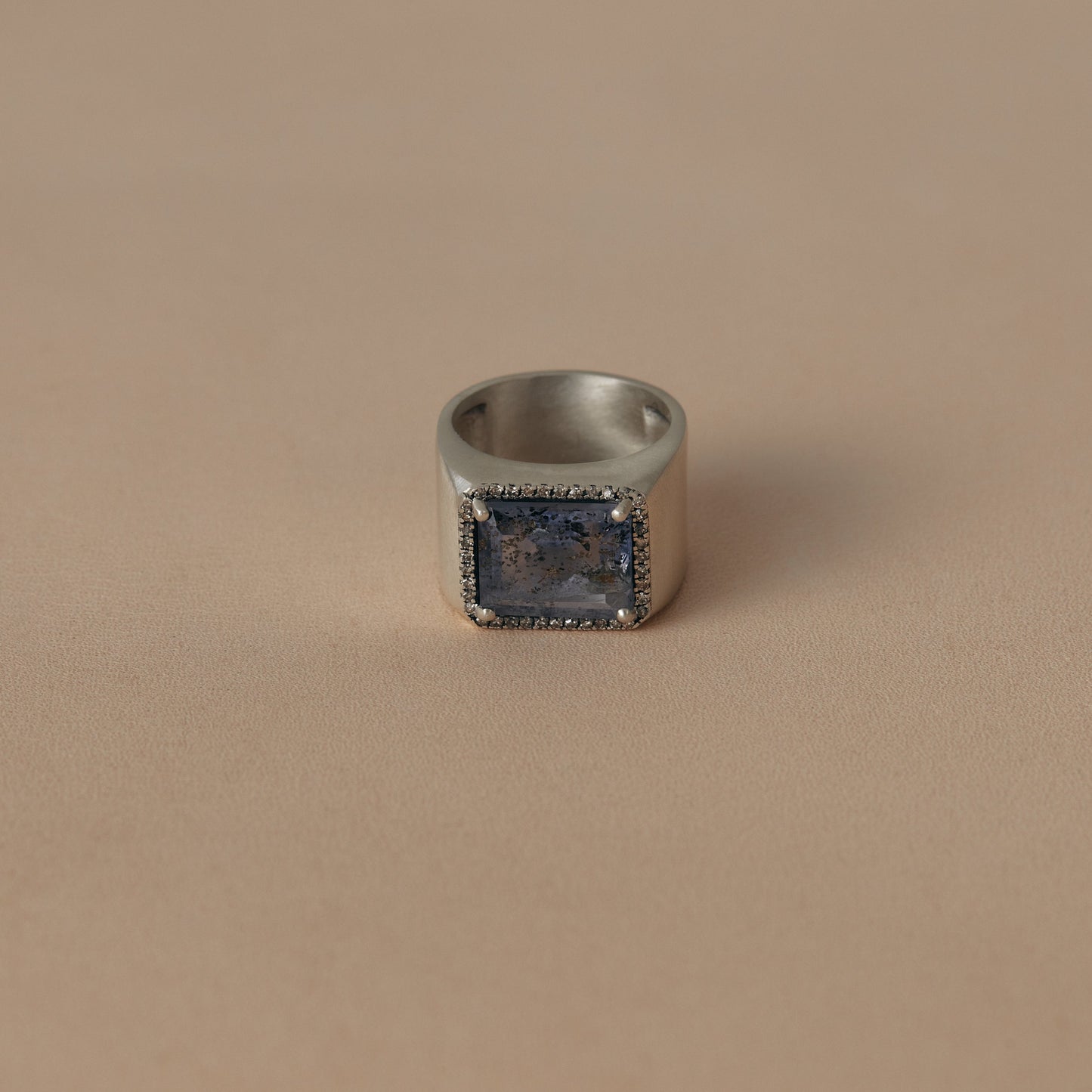 2481 Sun Iolite | One of a Kind Minya Pinky Ring