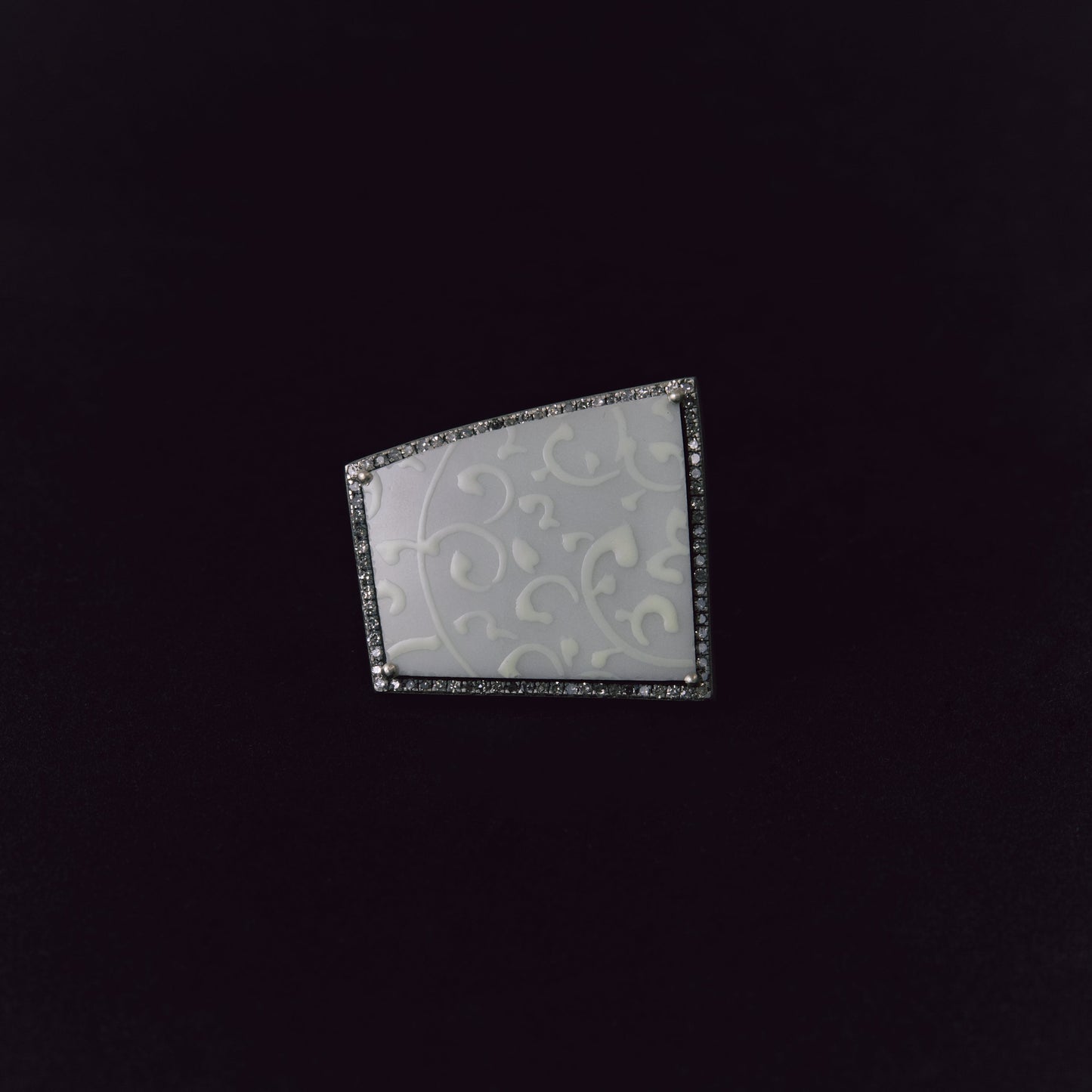 2701 Kutani porcelain 錦山窯 | One of a kind Canan Ring