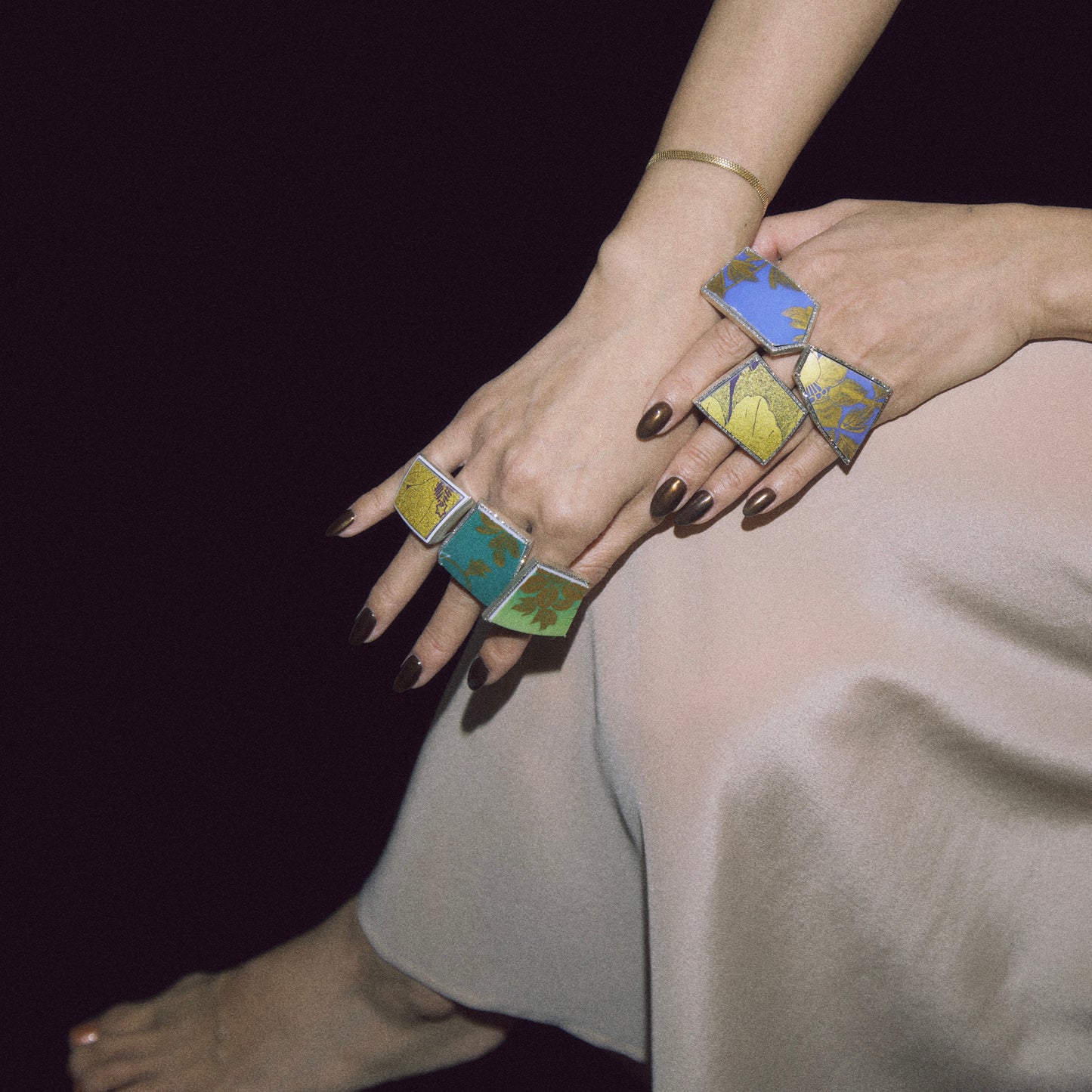 2717 Kutani porcelain 錦山窯 | One of a kind Canan Ring