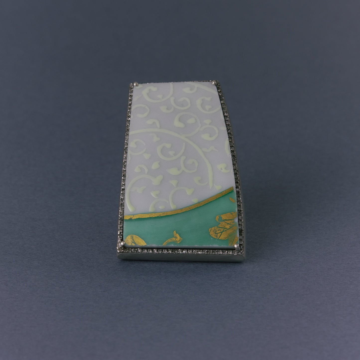2747 Kutani porcelain 錦山窯 | One of a kind Canan Ring