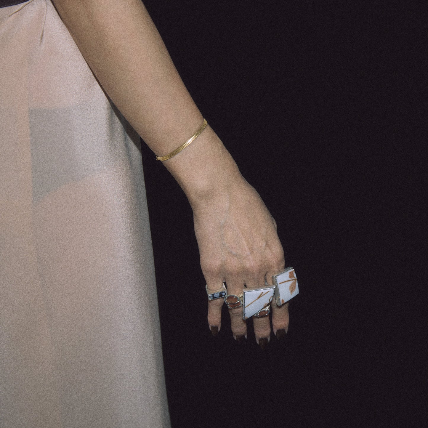 2757 Kutani porcelain 錦山窯 | One of a kind Reni Ring