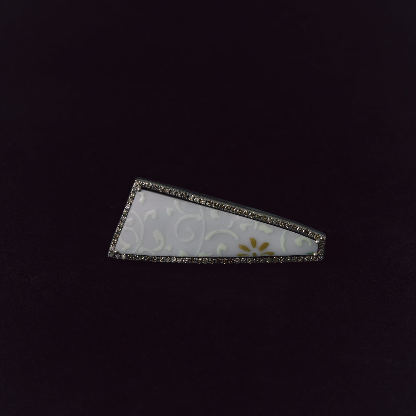 2761 Kutani porcelain 錦山窯 | One of a kind Reni Ring