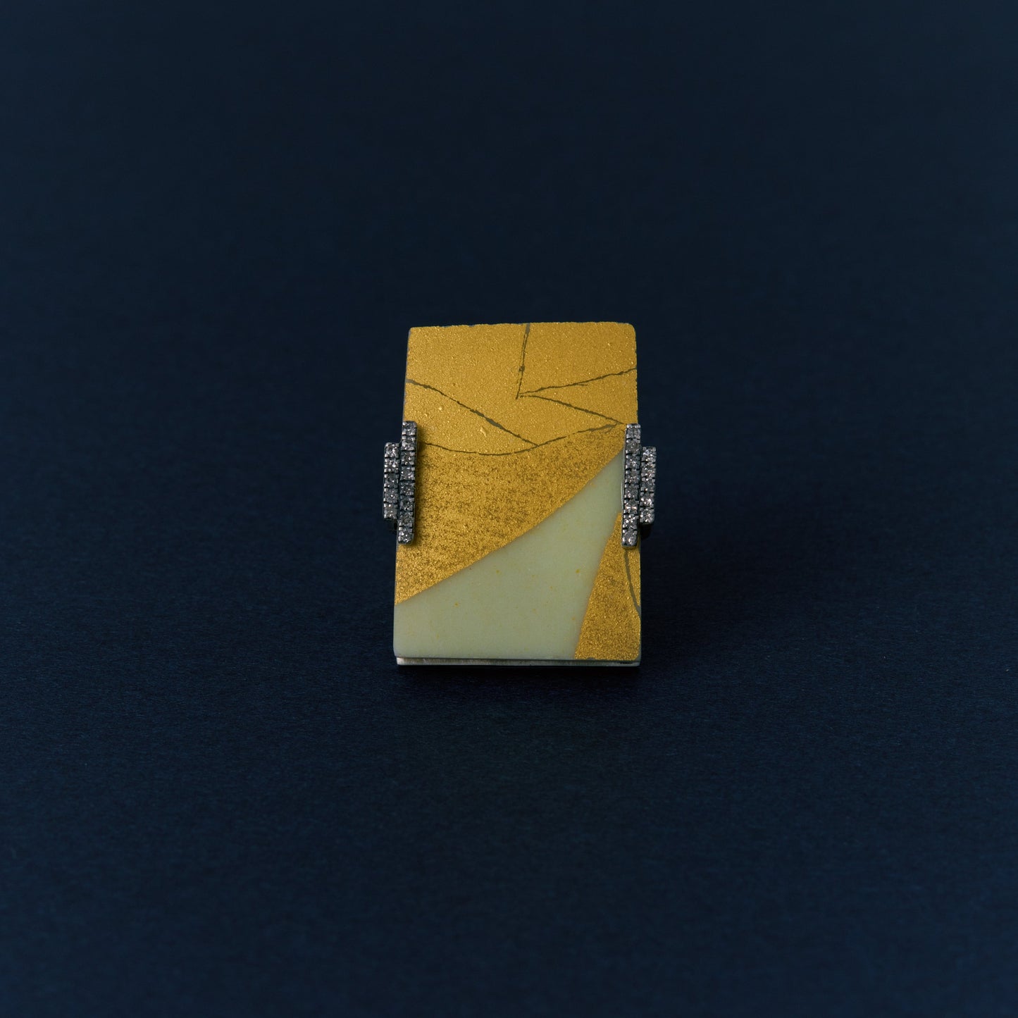 2797 Kutani porcelain 錦山窯 | One of a kind Adlin Ring