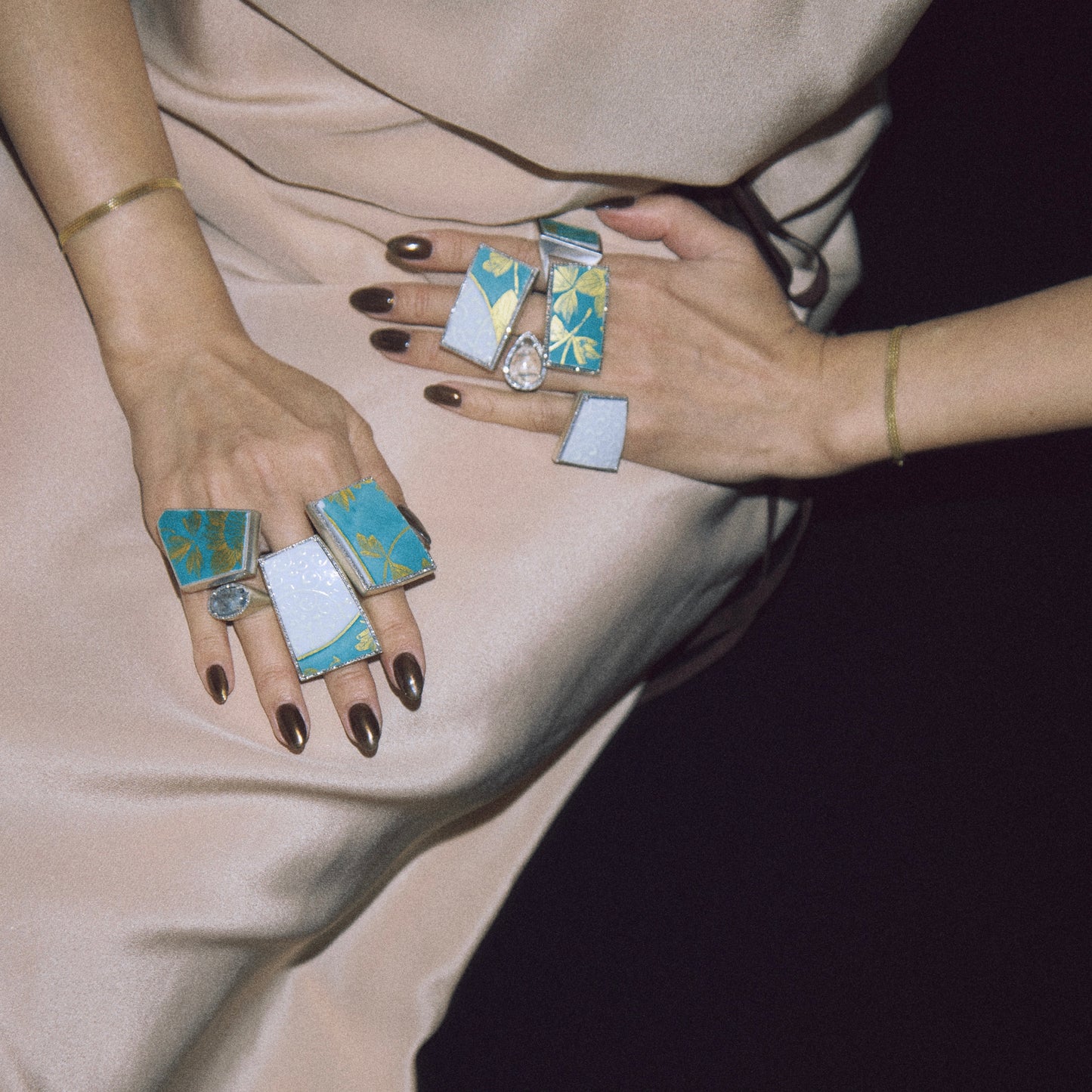 2792 Kutani porcelain 錦山窯 | One of a kind Reni Ring