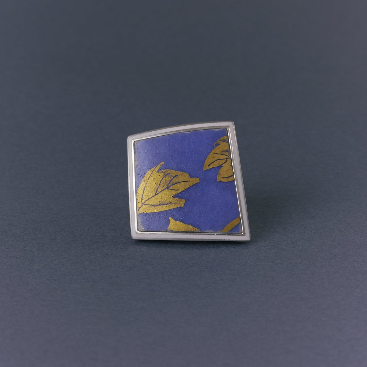 2821 Kutani porcelain 錦山窯 | One of a kind Mibu White Ring