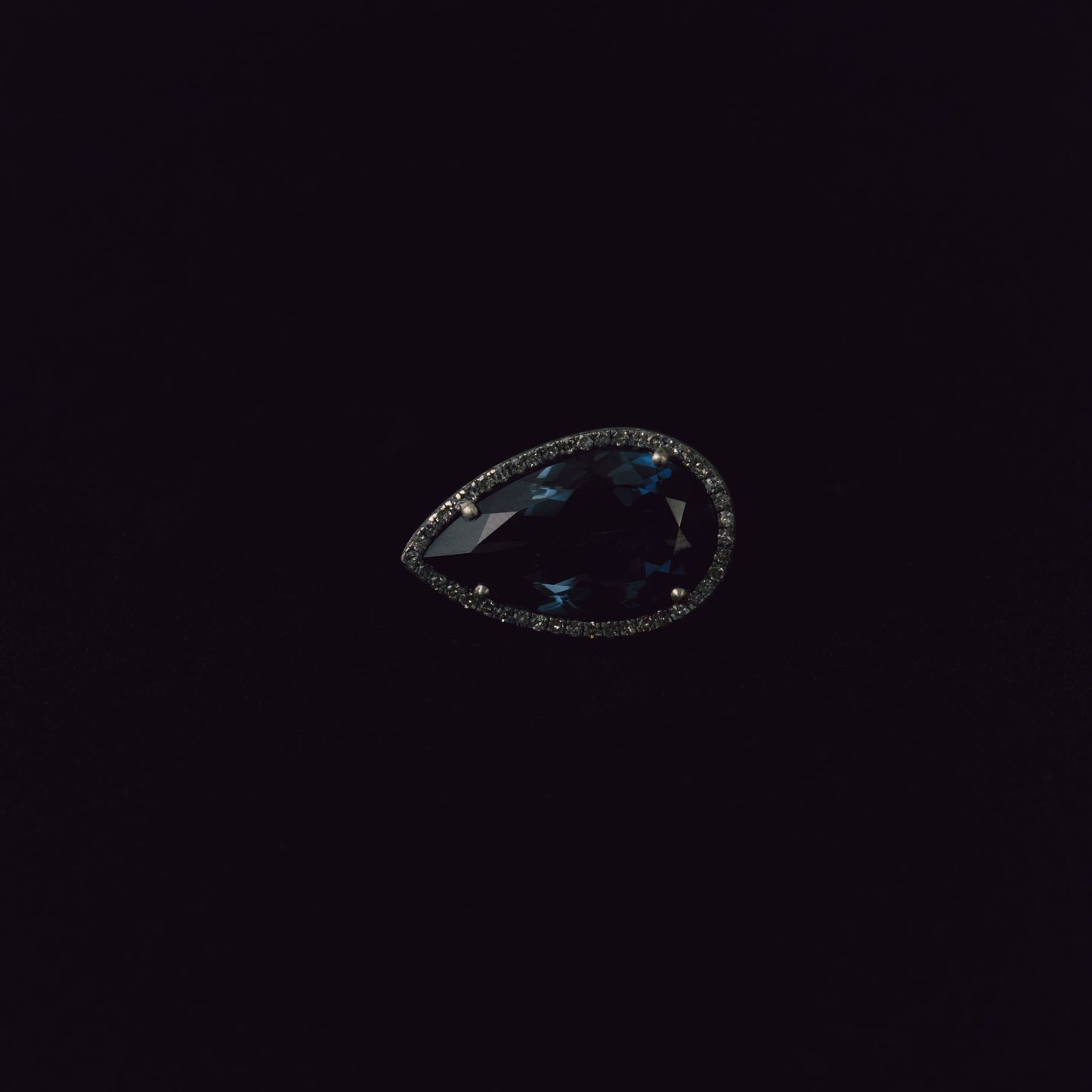 2904 London Blue Topaz | One of Kind Canan Ring