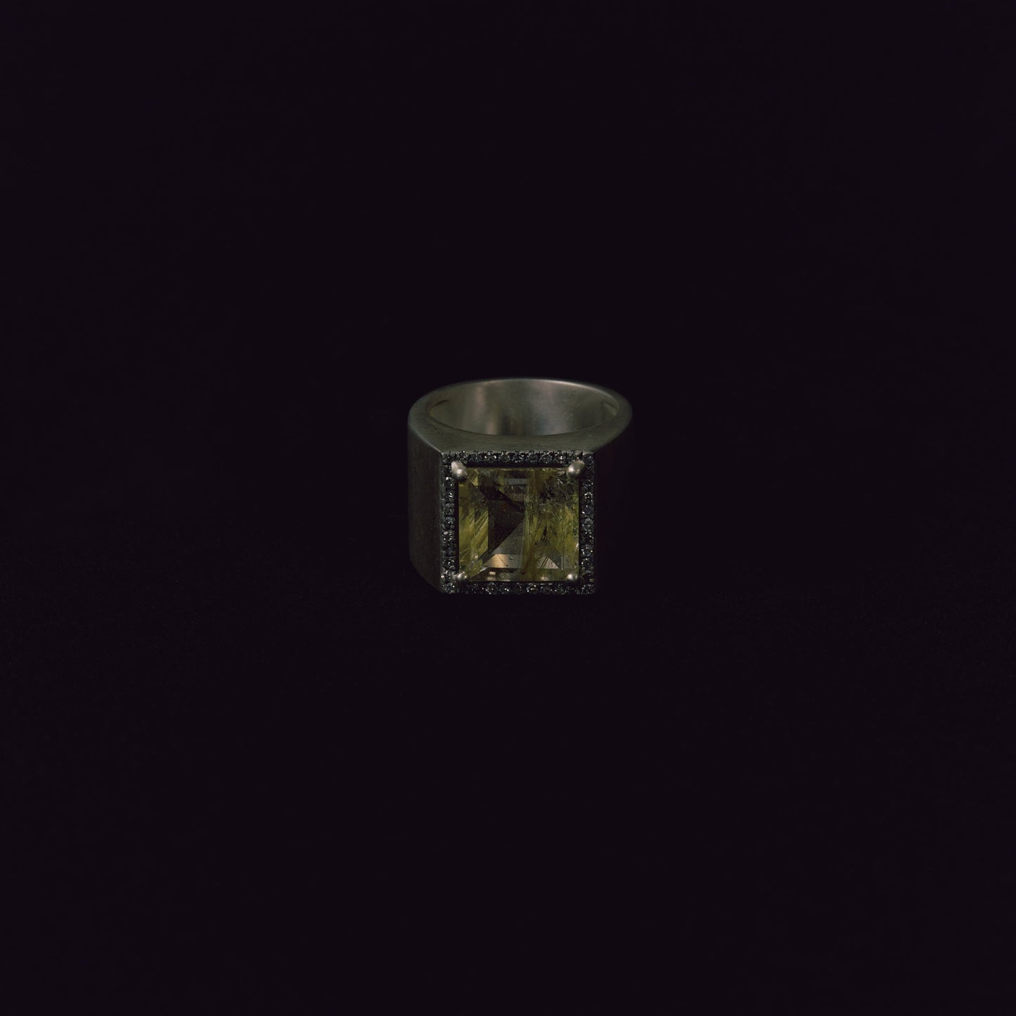 3052 RUtilated Quartz|Minya Pinky Ring