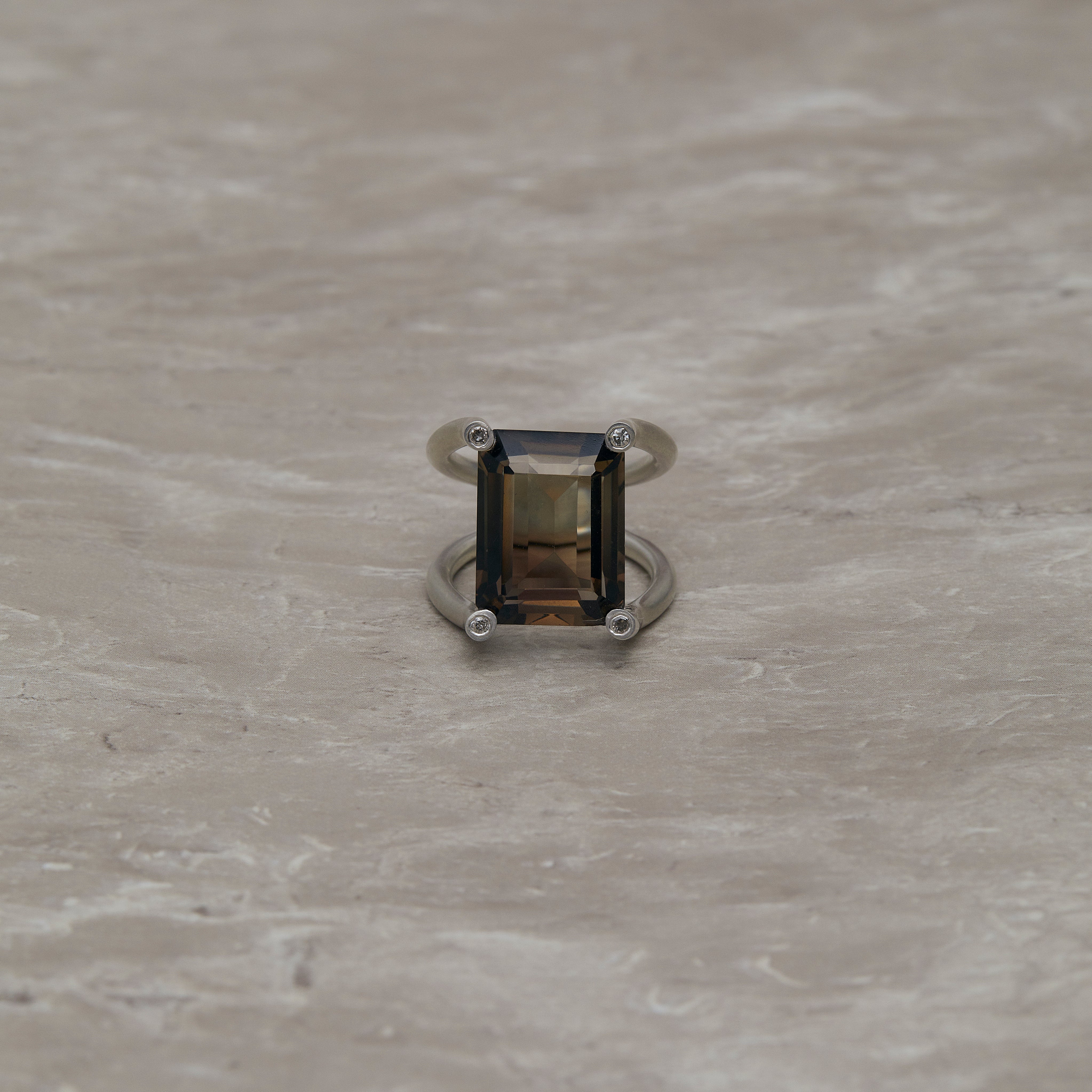 967 Smoky Quartz | Nini Ring – Adlin Hue