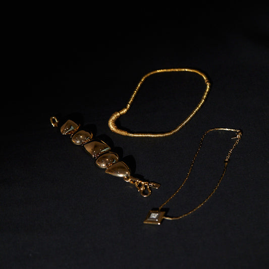 142 '70s Vintage Costume Jewelry